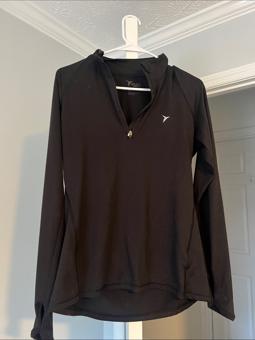 Old Navy Black Quarter-Zip Athletic Pullover with Small Logo
